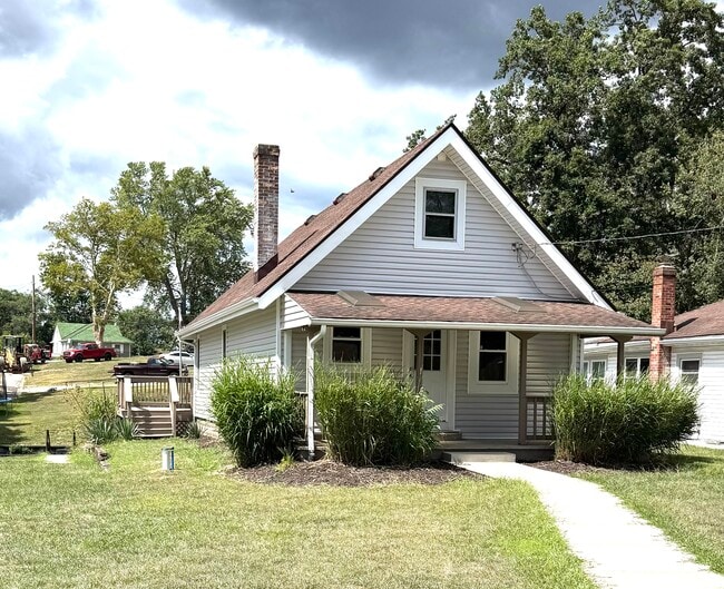 property at 3836 Edgepark Dr