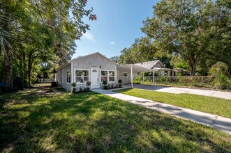 38352 Corey St in Zephyrhills, FL - Building Photo - Building Photo