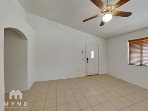 9828 W Lapaz Ln in Arizona City, AZ - Building Photo - Building Photo