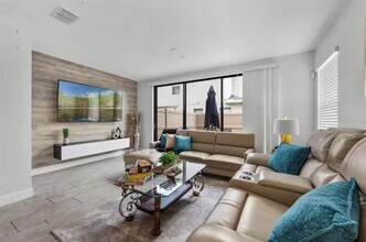 4785 Terra Esmeralda Dr in Kissimmee, FL - Building Photo - Building Photo