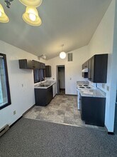 12520 Tanada Loop in Anchorage, AK - Building Photo - Building Photo