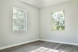 831 N Arlington Ave in DeLand, FL - Building Photo - Building Photo
