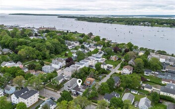 413 High St in Bristol, RI - Building Photo - Building Photo