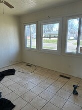 4850 Porterfield Dr in Dayton, OH - Building Photo - Building Photo