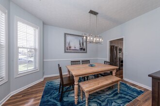 4724 Regents Park in Williamsburg, VA - Building Photo - Building Photo