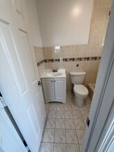 89-06 S Conduit Ave in Queens, NY - Building Photo - Building Photo