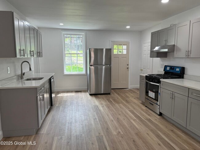 property at 36b Vliet St