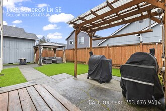 1625 Sundrop Ln SE in Olympia, WA - Building Photo - Building Photo