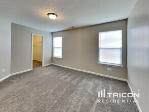 2803 Drewmatt Ln in Indianapolis, IN - Building Photo - Building Photo