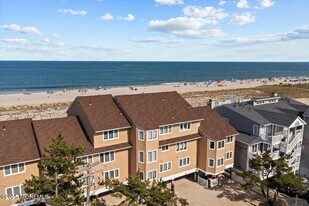 30 Dune Terrace in Seaside Heights, NJ - Building Photo