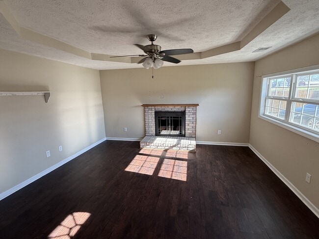 9688 Leitchfield Rd in Cecilia, KY - Building Photo - Building Photo