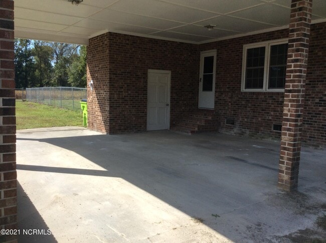 6045 US-17 in Vanceboro, NC - Building Photo - Building Photo