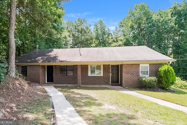 8375 Warren Dr