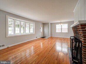 3509 E Joppa Rd in Parkville, MD - Building Photo - Building Photo