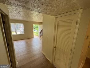 1727 Salem Woods Dr SE in Conyers, GA - Building Photo - Building Photo