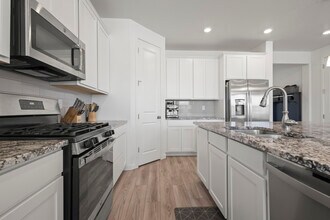 8372 Bijou Crk Ave in Littleton, CO - Building Photo - Building Photo