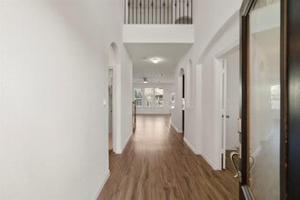 400 Mante Ct in Austin, TX - Building Photo - Building Photo