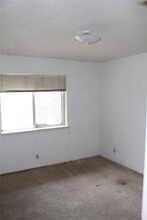 2205 Canterbury Ct in Denton, TX - Building Photo - Building Photo