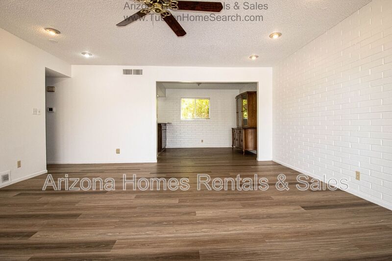 8500 E Old Spanish Trail in Tucson, AZ - Building Photo