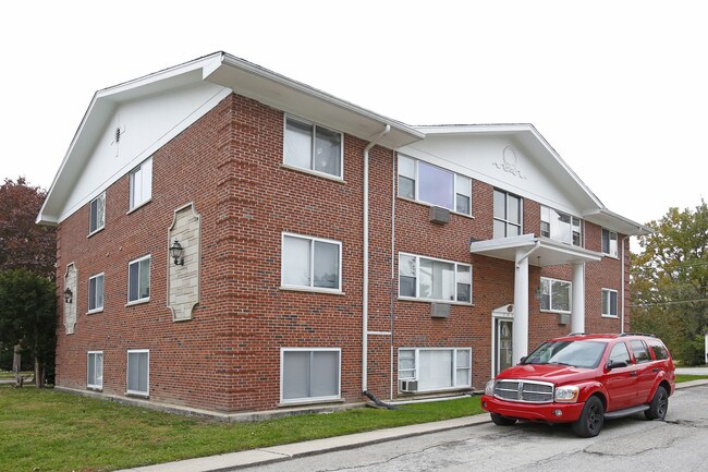 2040 S 16th Ave in Broadview, IL - Foto de edificio - Building Photo