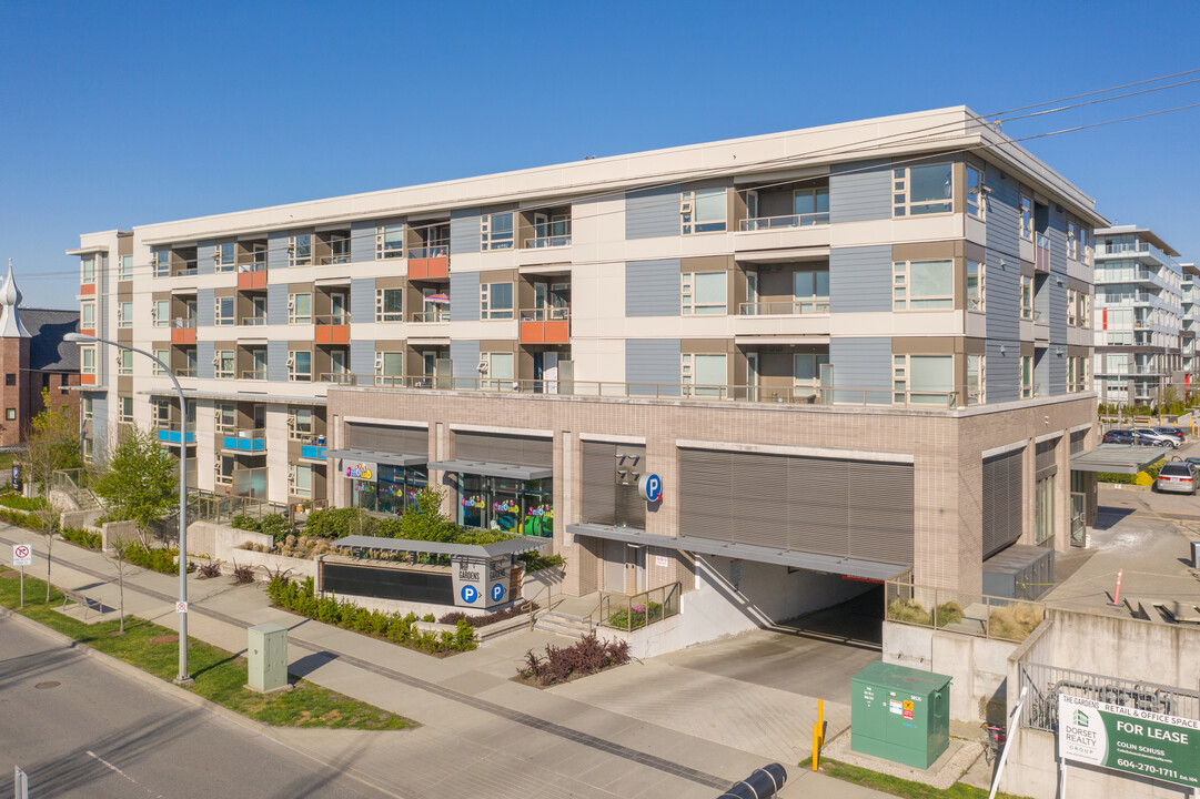 Camellia At The Gardens in Richmond, BC - Building Photo