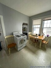 104 W Adams St in Somerville, MA - Building Photo - Building Photo