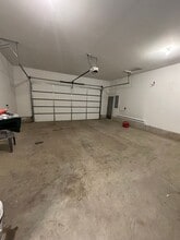 4001 Crossing St SW in Minot, ND - Building Photo - Building Photo