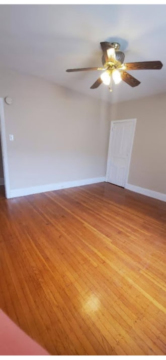 113 N 50th St, Unit 3 in Philadelphia, PA - Foto de edificio - Building Photo