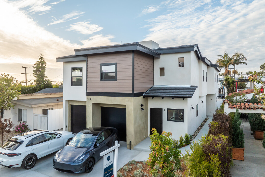 214 W Mariposa in San Clemente, CA - Building Photo
