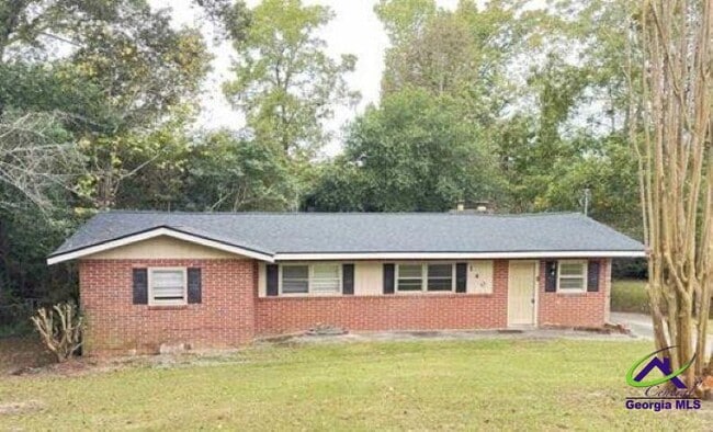 property at 140 Spencer Hill Ct