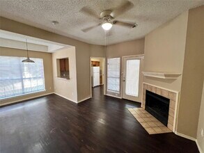 9601 Forest in Dallas, TX - Building Photo - Building Photo