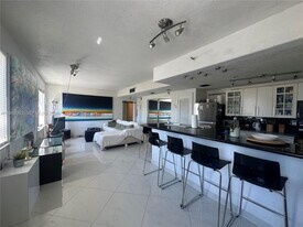 802 Euclid Ave in Miami Beach, FL - Building Photo
