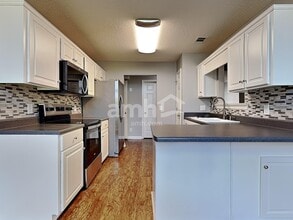 428 Plantation Pl in Rincon, GA - Foto de edificio - Building Photo