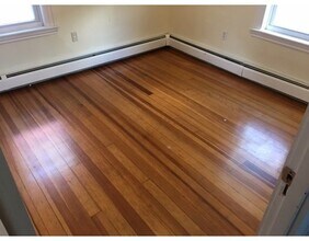 23 Park St-Unit -2 in Salem, MA - Building Photo - Building Photo