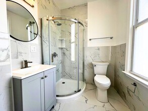 216 Central Ave in Jersey City, NJ - Building Photo - Building Photo