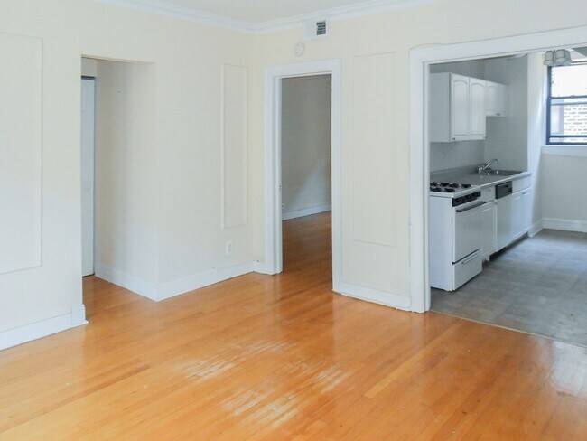 1944 W Wilson Ave, Unit 1N
