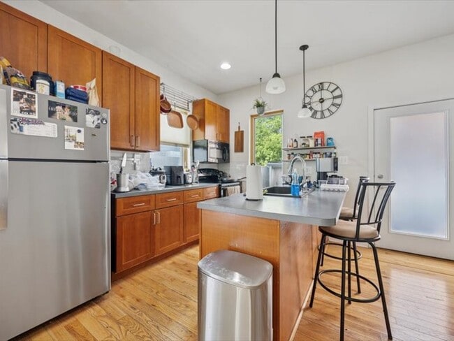 928 S 15th St, Unit B, Unit B