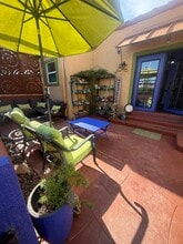 302 E Vince St in Ventura, CA - Building Photo - Building Photo