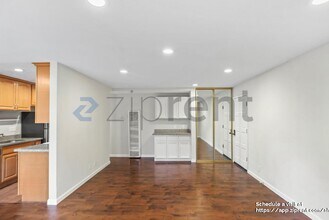 280 Easy St in Mountain View, CA - Building Photo - Building Photo