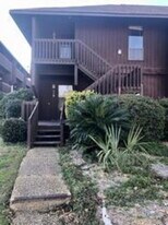 210 Lanai Village in Diamondhead, MS - Building Photo