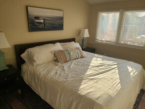 22f Atlantic Ave, Unit SI ID1364250P in Marblehead, MA - Foto de edificio - Building Photo