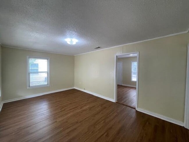 2005 N 39th A St in Waco, TX - Building Photo - Building Photo