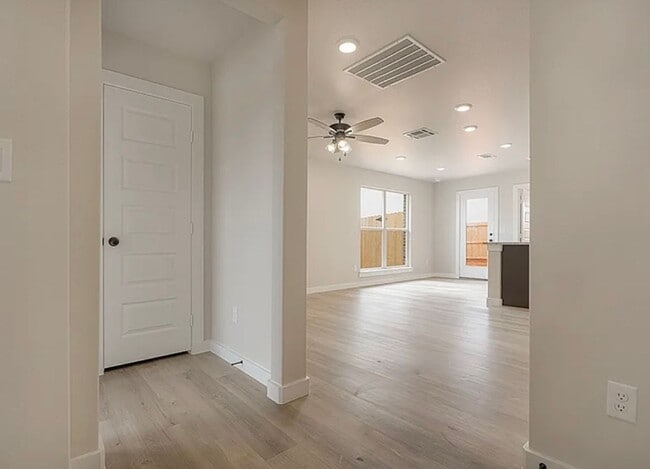 8314 24th St in Lubbock, TX - Building Photo - Building Photo