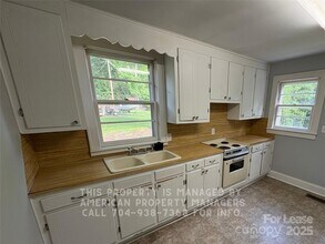 130 Lilly Ave in Salisbury, NC - Building Photo - Building Photo