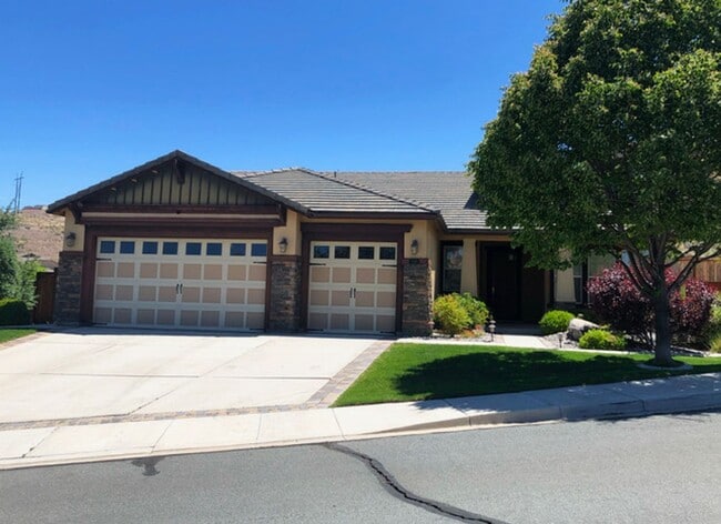 property at 2292 Novara Dr