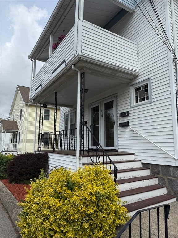 property at 84 S Walnut St