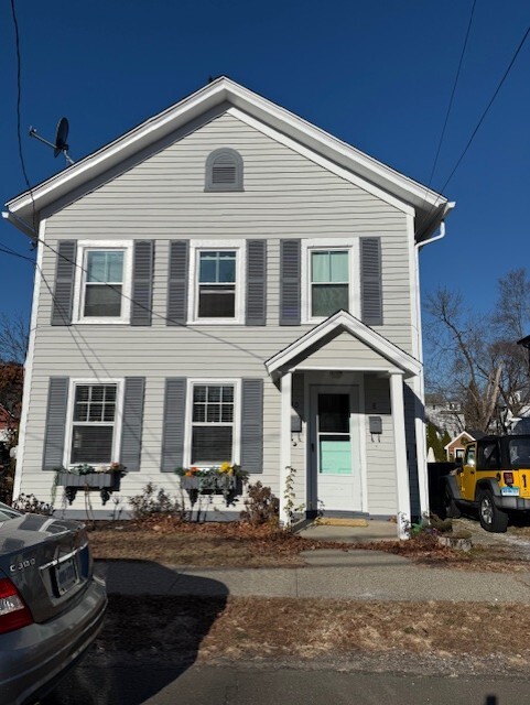 10 Central Ave, Unit 1 in Milford, CT - Building Photo