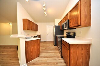 59 Monterey Cypress Dr in Lake St. Louis, MO - Building Photo - Building Photo