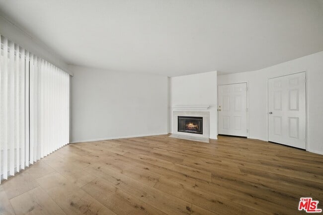 5744 Oak Bend Ln in Oak Park, CA - Building Photo - Building Photo