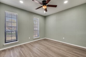 2712 Chebi Ln in Denton, TX - Building Photo - Building Photo